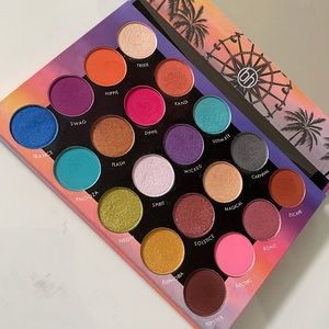 BH Cosmetics Weekend Festival Palette